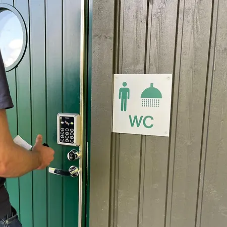 Vuohensaari, Rantatalo 6 Camping